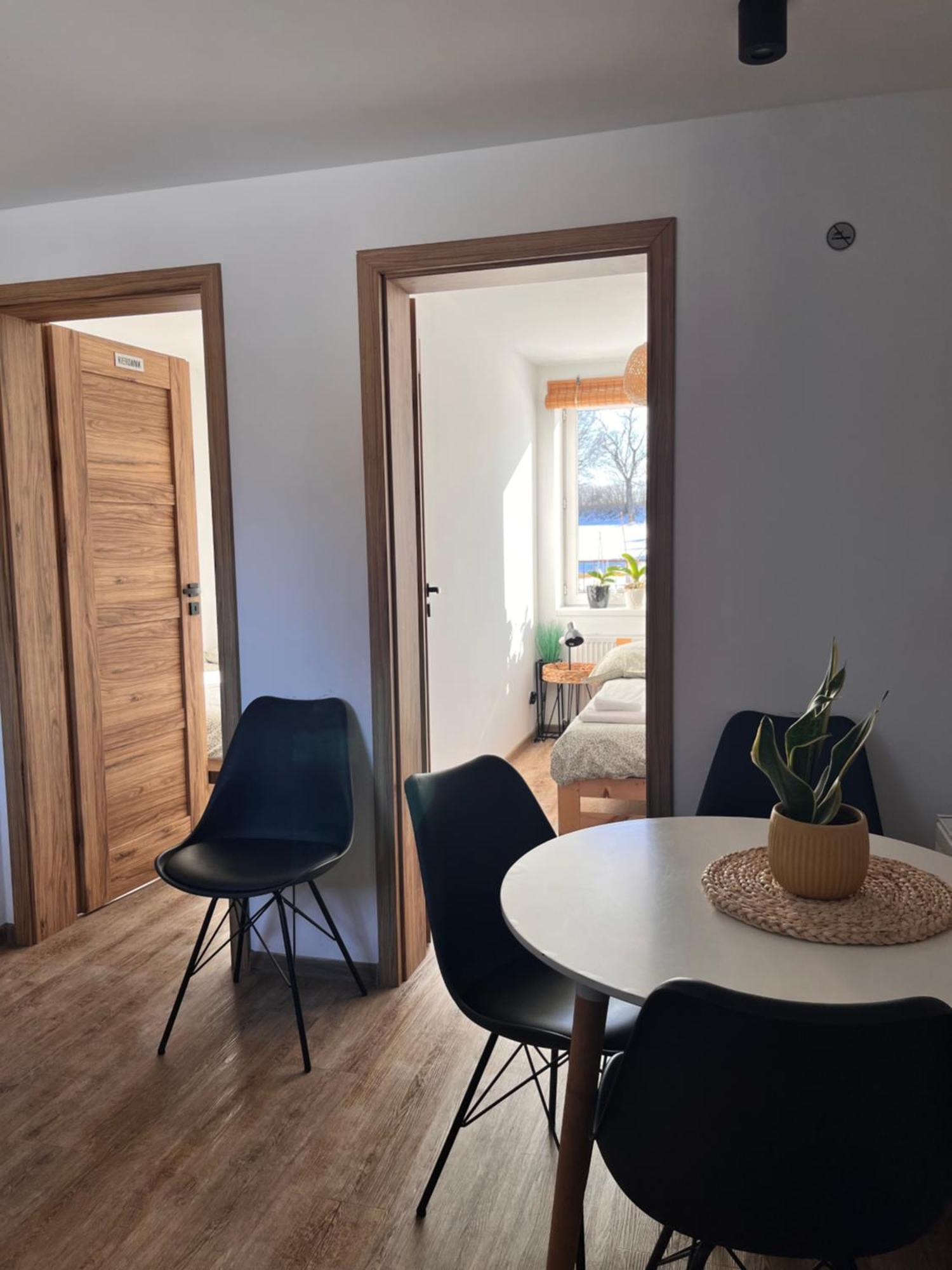 Apartament Numer 1, Dwie Sypialnie Dwa Lozka Orzysz Buitenkant foto