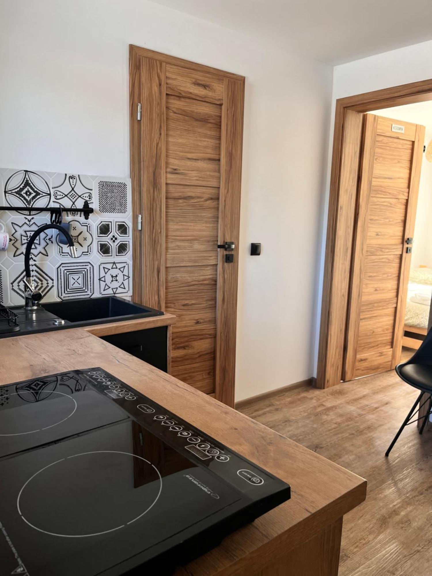 Apartament Numer 1, Dwie Sypialnie Dwa Lozka Orzysz Buitenkant foto