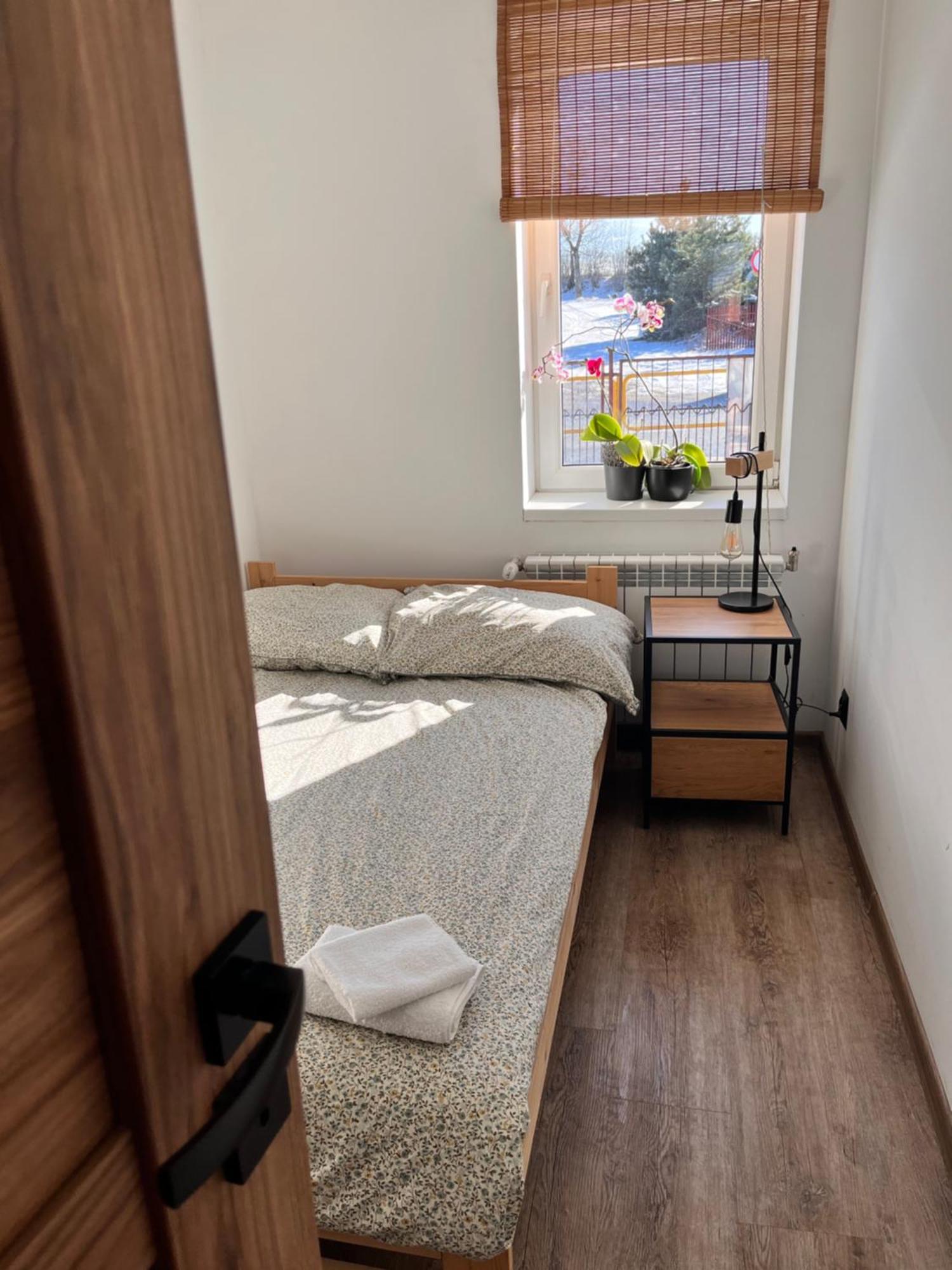 Apartament Numer 1, Dwie Sypialnie Dwa Lozka Orzysz Buitenkant foto